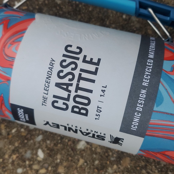 Stanley Legendary Classic Bottle Pool Swirl Blue Orange 1.5qt Stainless Steel - Picture 4 of 7